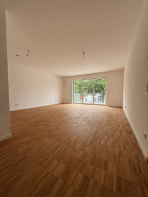 Hochwertige zwei Zimmer Wohnung mit Balkon, 85088 Vohburg an der Donau, Etagenwohnung
