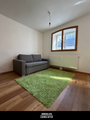 Perfekt für Studierende und Wochenendheimfahrer, 85072 Eichstätt, Etagenwohnung