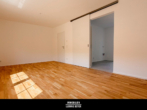 Bild - Hochwertig renovierte drei Zimmer Wohnung mit Terrasse