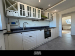 Bild - Moderne drei Zimmer Dachgeschosswohnung